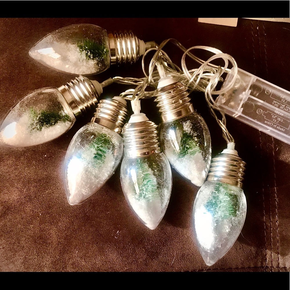 🎄Target Christmas Snow Globe String Lights 🎯 - Picture 3 of 6